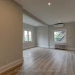 Maison de 1097 m² avec 6 chambre(s) en location à Toronto