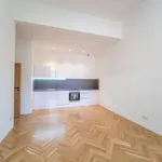 Pronajměte si 2 ložnic/e byt o rozloze 58 m² v Český Brod