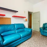 Rent 3 bedroom apartment in Rome