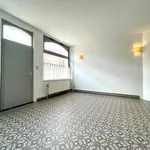 Maison de 500 m² avec 3 chambre(s) en location à Rhode-Saint-Genèse