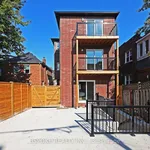  maison avec 5 chambre(s) en location à Toronto