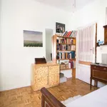 Rent a room of 80 m² in madrid