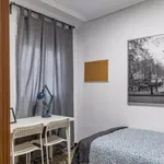 Rent 5 bedroom apartment in Valencia