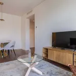 Rent 4 bedroom apartment of 70 m² in Lisboa