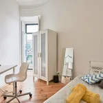 Rent 7 bedroom apartment in Lisbon