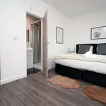 Rent 1 bedroom flat in Cardiff