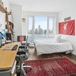 Rent 3 bedroom apartment of 175 m² in New York