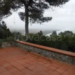 Rent 4 bedroom house of 100 m² in Orbetello