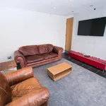 Rent 4 bedroom house in Leeds