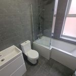 Rent 4 bedroom flat in West Midlands