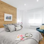 Rent 3 bedroom apartment of 70 m² in Madrid