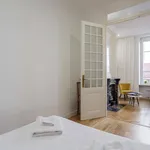 Appartement de 340 m² avec 1 chambre(s) en location à Lyon