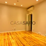 Rent 1 bedroom house of 400 m² in Porto