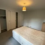 Rent 3 bedroom apartment in Edinburgh