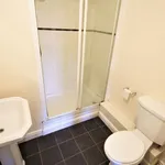 Rent 3 bedroom flat in East Of England