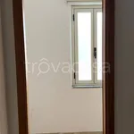 Affitto 4 camera appartamento di 120 m² in Rosarno