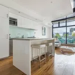 Rent 2 bedroom apartment of 80 m² in Melbourne