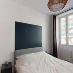 Appartement de 47 m² avec 3 chambre(s) en location à Marseille 10