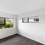 Rent 3 bedroom house in Papakura