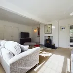 Rent 4 bedroom house in Wales