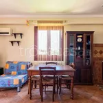 Rent 3 bedroom house of 66 m² in Campofelice di Roccella