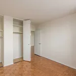 Rent 2 bedroom apartment in Manhattan