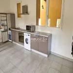 Appartement de 38 m² avec 1 chambre(s) en location à Carpentras