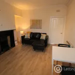 Rent 2 bedroom flat in Aberdeen