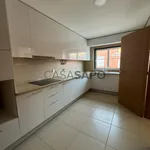 Rent 3 bedroom house of 150 m² in Alcantarilha e Pêra