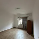 Affitto 3 camera appartamento di 90 m² in Roma