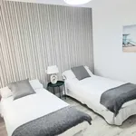 Alquilo 4 dormitorio apartamento de 150 m² en Málaga