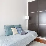 Rent a room in lisbon