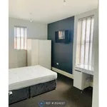 Rent 8 bedroom house in North West England