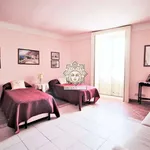 Rent 8 bedroom apartment of 150 m² in Siracusa