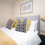 Rent 5 bedroom apartment in Wales