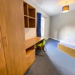 Rent 4 bedroom flat in West Midlands