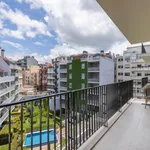 Rent 2 bedroom apartment of 70 m² in Lisbon