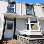 Rent 5 bedroom flat in Wales