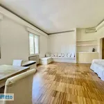 Affitto 3 camera appartamento di 103 m² in Bologna