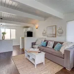 Rent 2 bedroom apartment of 89 m² in manhattan beach