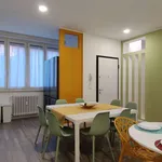 Rent a room in milan