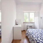 Rent a room in lisbon