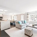 Rent 3 bedroom apartment of 2507 m² in Manhattan