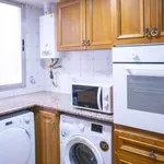 Rent a room of 99 m² in valencia