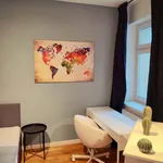 Rent a room of 120 m² in Berlin