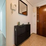 Rent a room of 150 m² in valencia