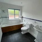 Rent 3 bedroom flat in West Midlands