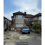 Rent 3 bedroom flat in London