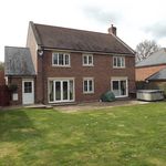 Rent 4 bedroom house in Ferndown