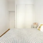 Rent a room of 100 m² in Madrid